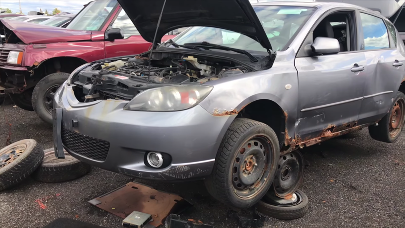 Illustration for article titled You Don't Know Rust Until You See What Passes For A Car In Canada